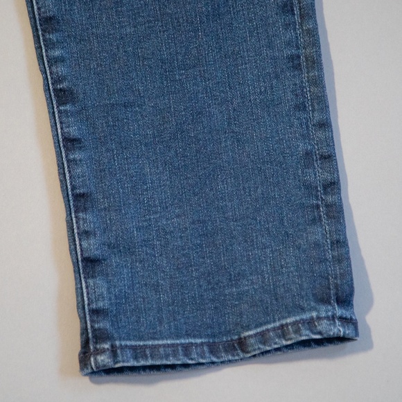 AG STEVIE WOMEN'S JEANS SIZE 30 - Picture 3 of 13